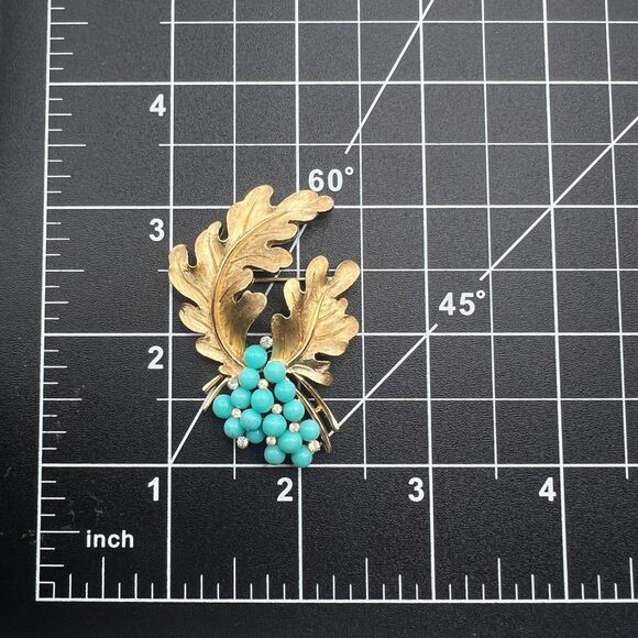 Crown Trifari  Brooch Pin Faux Turquoise Rhinestone Gold Tone Grape Leaf VTG - Picture 11 of 12